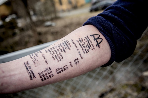 Norvegese-tatuaggi-McDonald-s-bill-on-arm.jpg