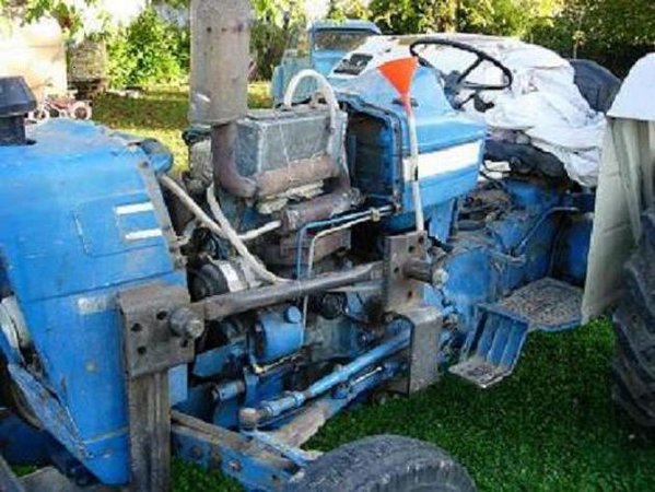 Traktor-Ford-Pantone-pic86.jpg