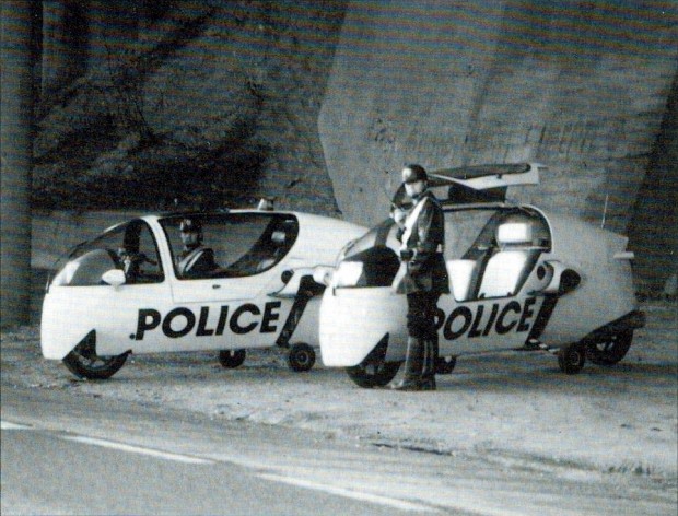 1991_police_ecomobiles_until_the_end_of_world_photo1-620x472.jpg
